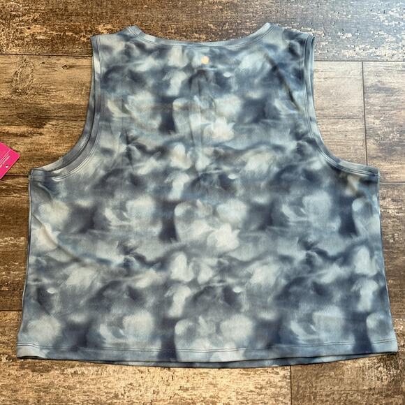 Yogalicious Tank Top Womens XL Watercolor Floral Aqua Lightweight Activewear NWT - Picture 5 of 10